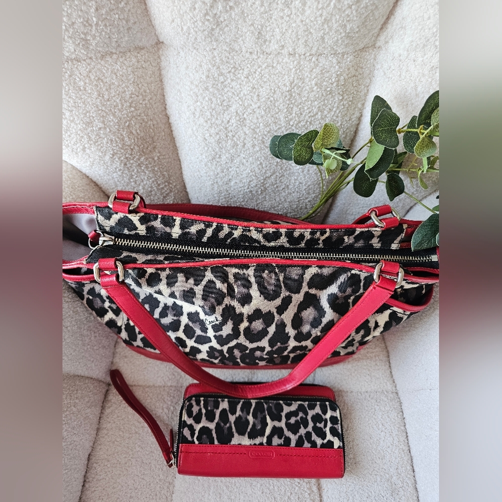 Coach Leopard Print Set: Tote & Wallet - Picture 3 of 13